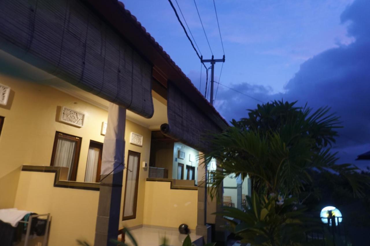 Balibal Bungalow Toyapakeh エクステリア 写真